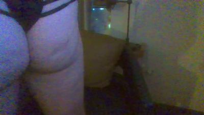 Awwsweaty webcam model stream image