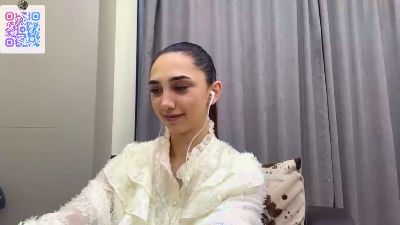 LexieVaka webcam model stream image