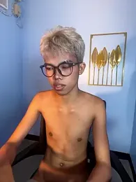 urcumjp webcam stripchat model stream image