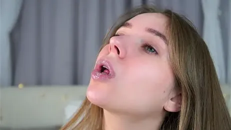 KarriBrownd webcam stripchat model stream image