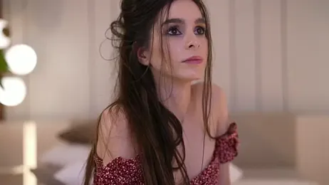 DoviaClaire webcam model stream image