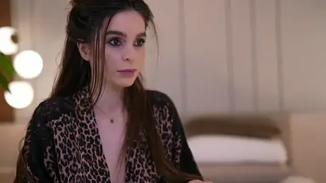 DoviaClaire webcam model stream image