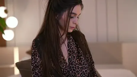 DoviaClaire webcam model stream image