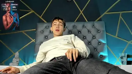 Lian_Miller1_ webcam model stream image