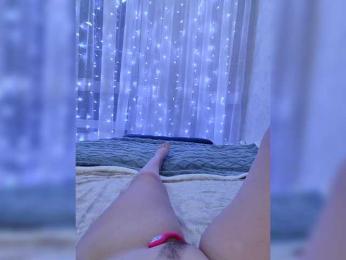 Angelia22 webcam model stream image