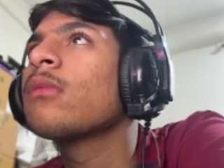 yourmoonbeb webcam model stream image