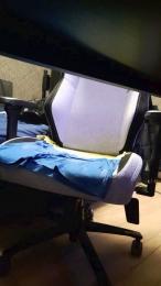 yoloyo93 webcam cam4 model stream image