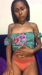 laurahsexyhot webcam model stream image