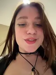 lucy-joy webcam model stream image