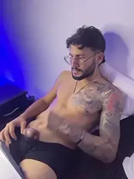 thedragonboyxxx webcam stripchat model stream image