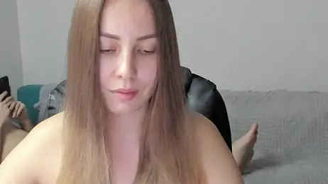 Mia_shy1 webcam model stream image