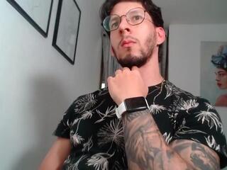 Andrew Mathews webcam model stream image