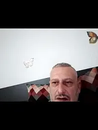 Husoban webcam model stream image