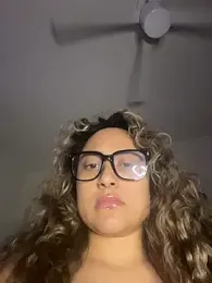 babygirl_ak webcam stripchat model stream image