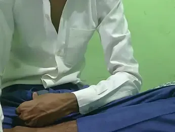 Indian_slimguyhot-16 webcam model stream image