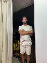 liam_bronw webcam model stream image