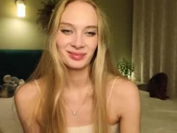 peachcreamcouple webcam model stream image