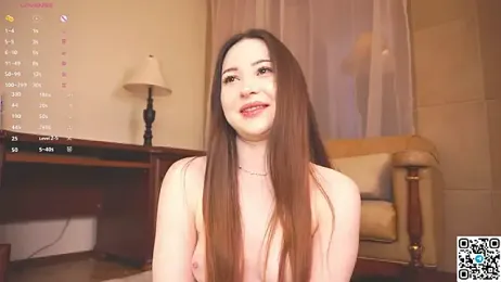 holyhee webcam stripchat model stream image