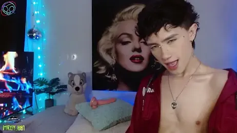 maxiy_001 webcam stripchat model stream image