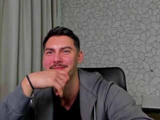 Thomas Reds webcam model stream image