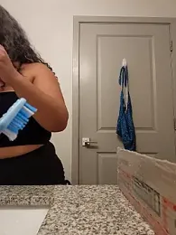 cinnaminnie webcam model stream image