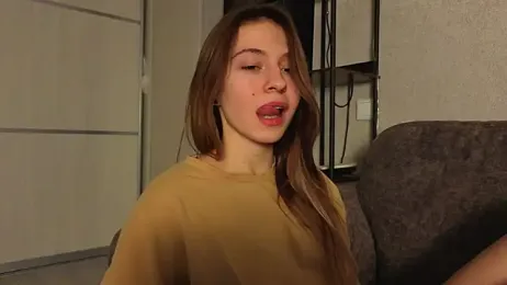 LovelyKatea webcam model stream image