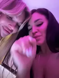 Niki_li webcam model stream image