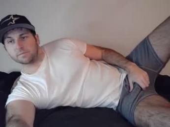 theetwohander webcam model stream image