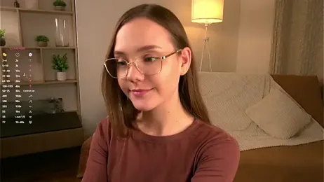 SweetSaraPie webcam model stream image