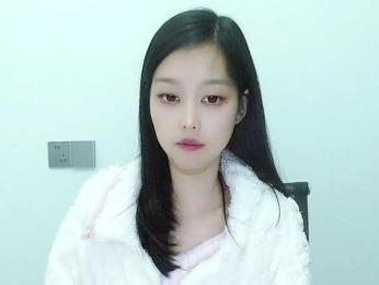 Selinababy99 webcam model stream image