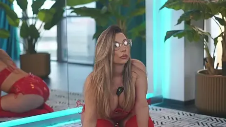 Assmerising webcam model stream image