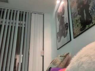 misskellyy webcam model stream image