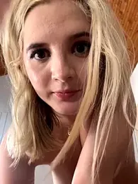 Maia_Collins webcam model stream image