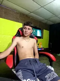 Artursmith webcam model stream image