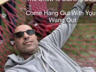 russian-bear-hunk webcam model stream image