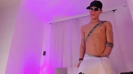 kings_of_heavens_ webcam model stream image