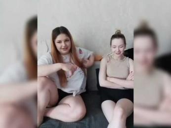 cutesmiles webcam bongacams model stream image