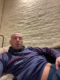 Rotteei1 webcam model stream image