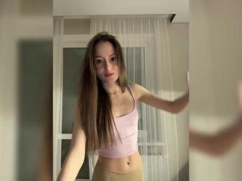 whiteTEA webcam bongacams model stream image