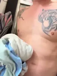 RobsBigD webcam model stream image