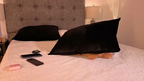 mandi4pole_ webcam model stream image