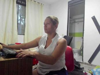 hotandfierylatinos2025 webcam model stream image