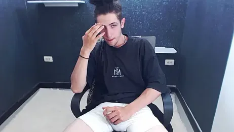 Kerverr_ webcam model stream image