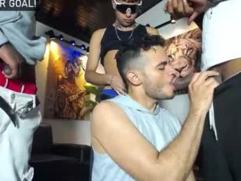 1pushman webcam model stream image