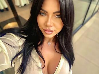 CaitlynEva webcam model stream image