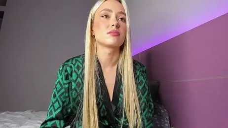 CrazyWomen webcam model stream image