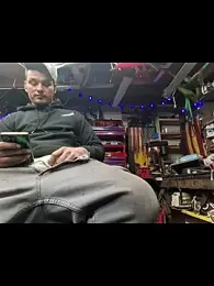 twistafatpipe webcam model stream image