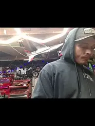 twistafatpipe webcam model stream image