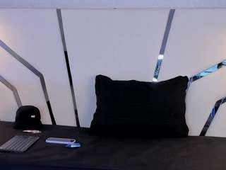 isabella-santamaria webcam model stream image