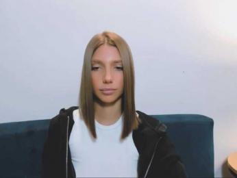 EmmaAngel webcam model stream image